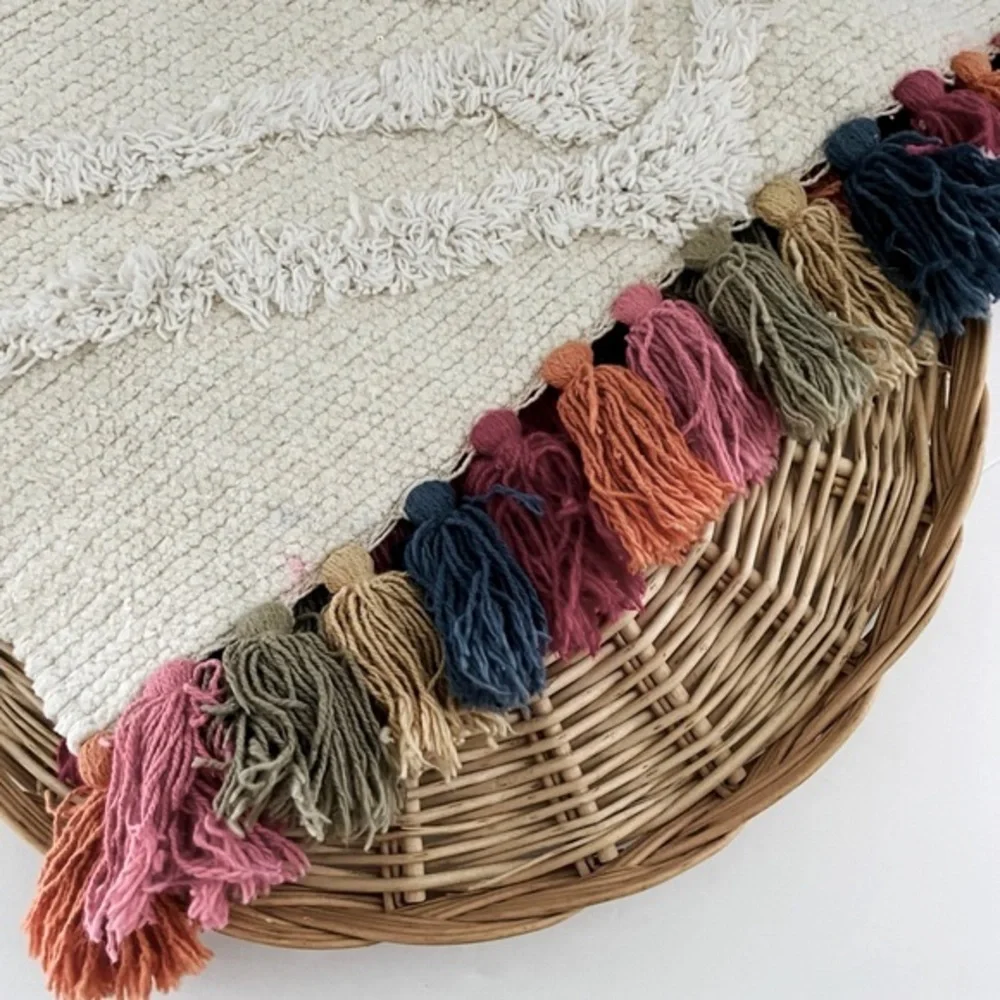 Pier 1 boho multicolor fringe sequin tassel area throw rug Size 23” X 40”